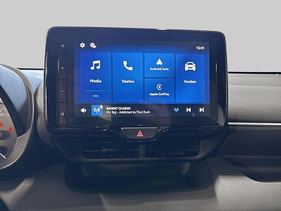 Toyota Yaris 16 of 19