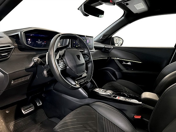 Peugeot 2008 6 of 18