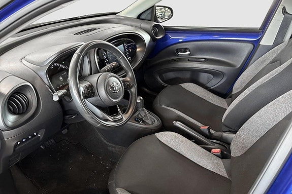 Toyota Aygo X 7 of 12