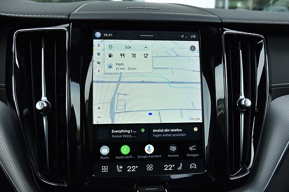 Volvo XC60 19 of 28