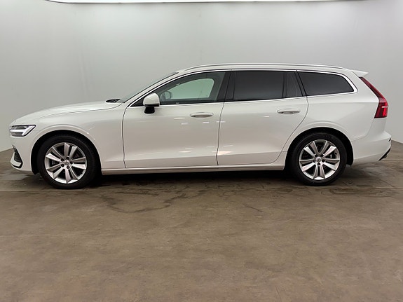 Volvo V60 3 of 26