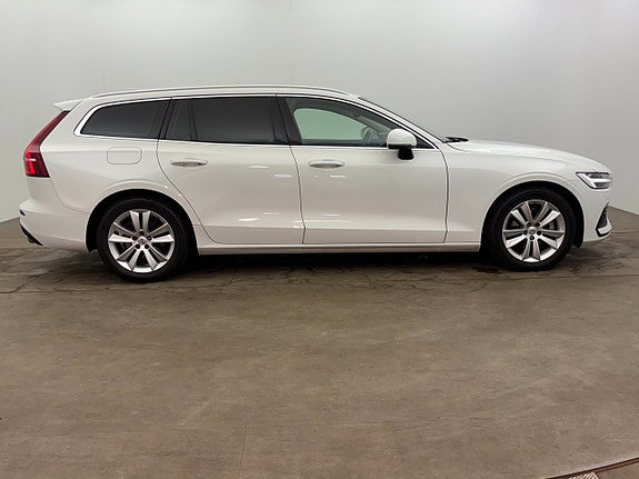 Volvo V60 9 of 26