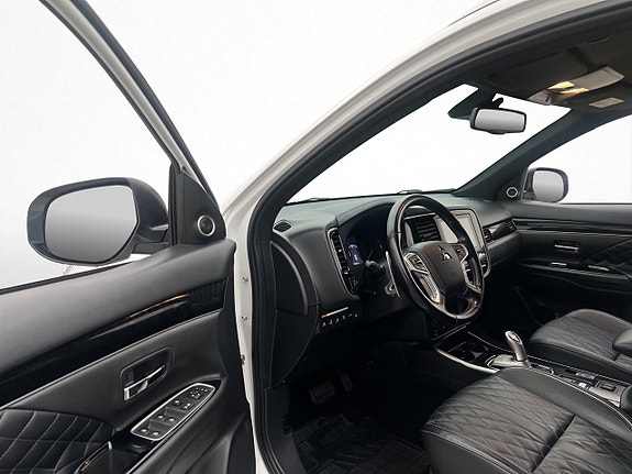Mitsubishi Outlander 11 of 30