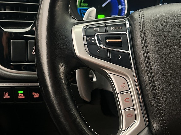 Mitsubishi Outlander 18 of 30
