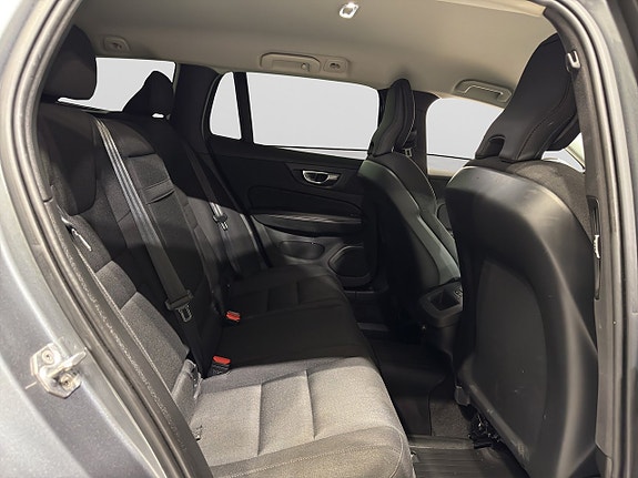 Volvo V60 10 of 22