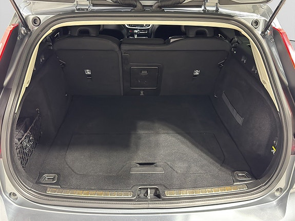 Volvo V60 11 of 22