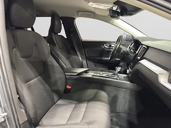 Volvo V60 9 of 22
