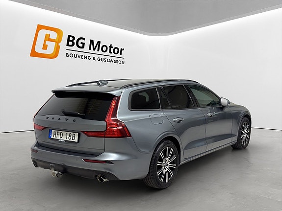 Volvo V60 4 of 22