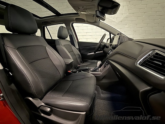 Suzuki S-Cross 8 of 11
