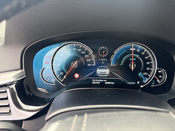 BMW 530e 15 of 15