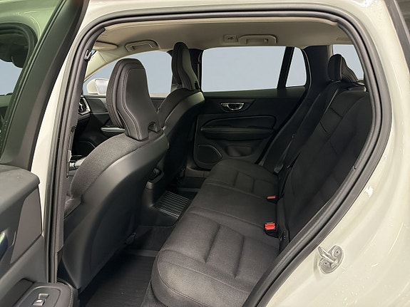 Volvo V60 13 of 20