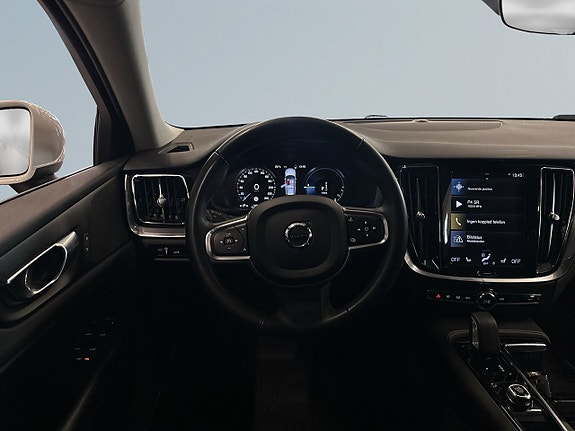 Volvo V60 9 of 20