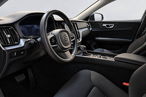 Volvo V60 8 of 15
