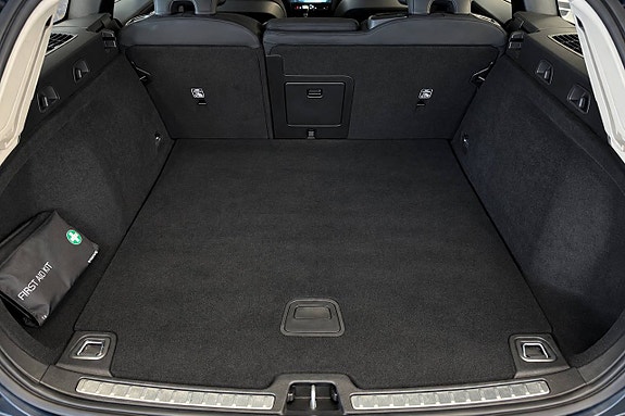 Volvo V60 7 of 15