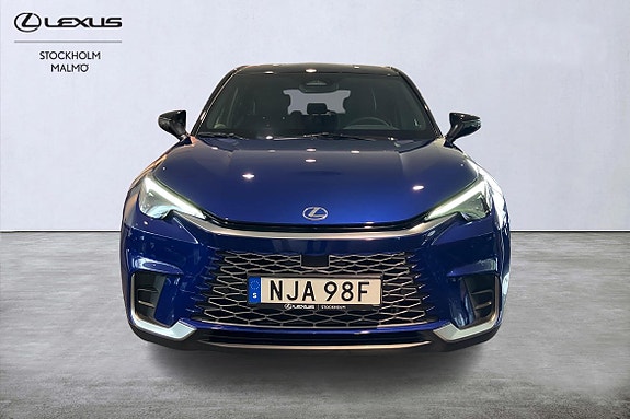 Lexus LBX 5 of 21