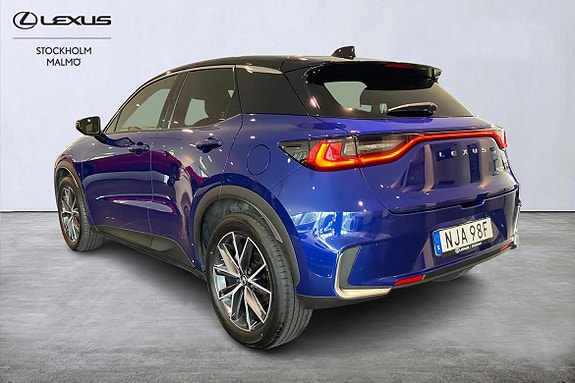 Lexus LBX 2 of 21