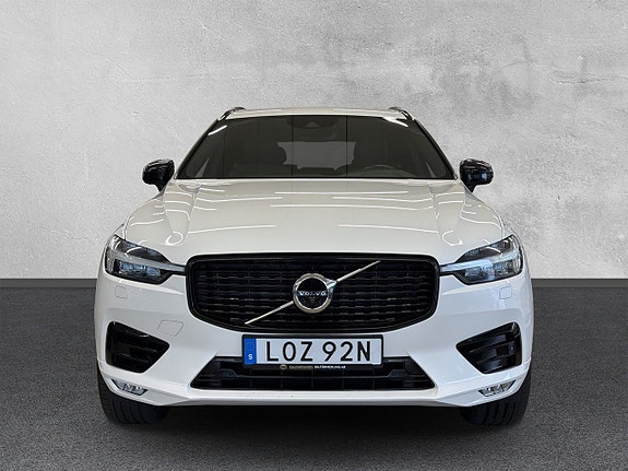 Volvo XC60 8 of 30