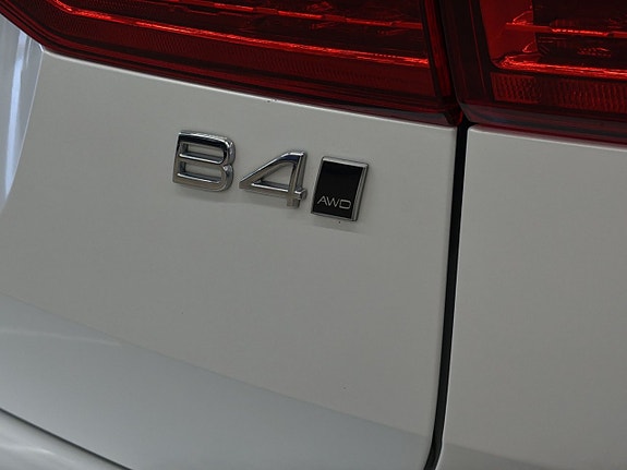 Volvo XC60 16 of 30