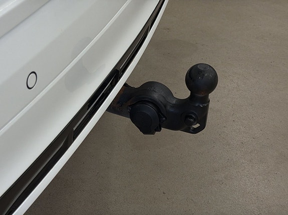 Volvo XC60 15 of 30