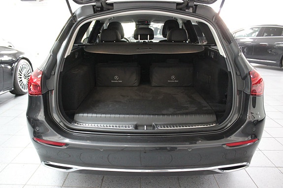 Mercedes-Benz C300 e 8 of 8