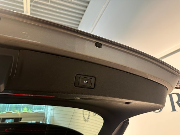 Audi Q4 e-tron 16 of 17