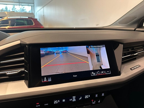 Audi Q4 e-tron 11 of 17