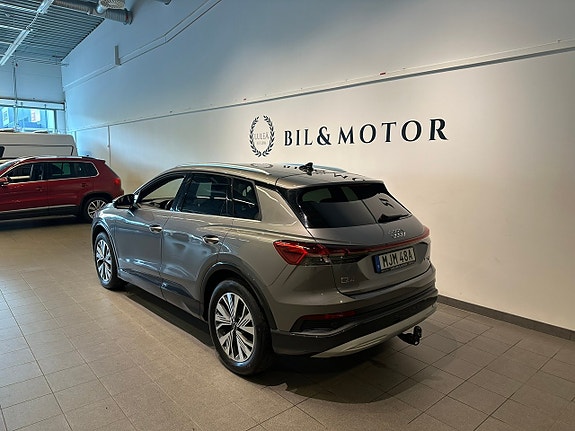 Audi Q4 e-tron 2 of 17