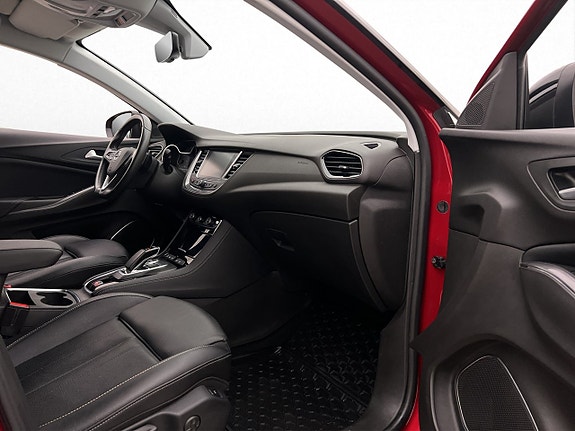 Opel Grandland X 26 of 30