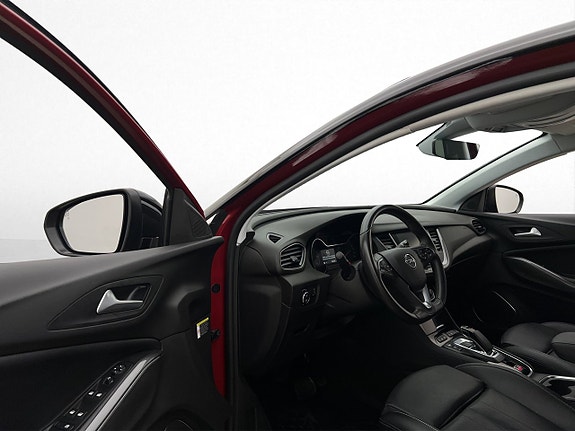 Opel Grandland X 10 of 30