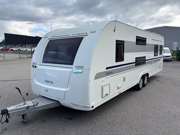 Adria Alpina 743 UX Barnkammarvagn - Alde - Våningssängar - Rymlig - Dusch! 6 of 22
