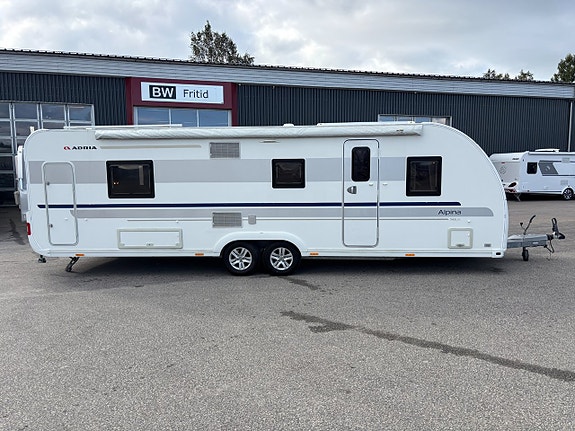 Adria Alpina 743 UX Barnkammarvagn - Alde - Våningssängar - Rymlig - Dusch! 2 of 22