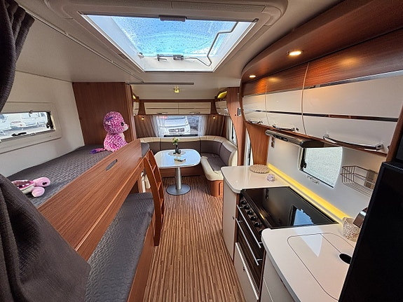 Adria Alpina 743 UX Barnkammarvagn - Alde - Våningssängar - Rymlig - Dusch! 22 of 22