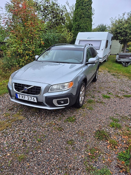 Volvo XC70 3 of 7