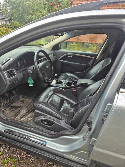 Volvo XC70 6 of 7