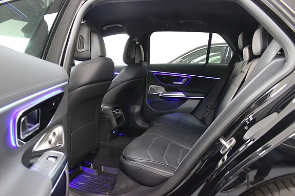 Mercedes-Benz E300 6 of 9