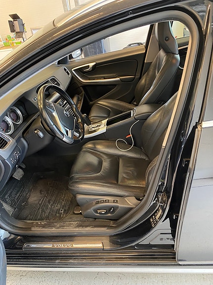 Volvo V60 6 of 7