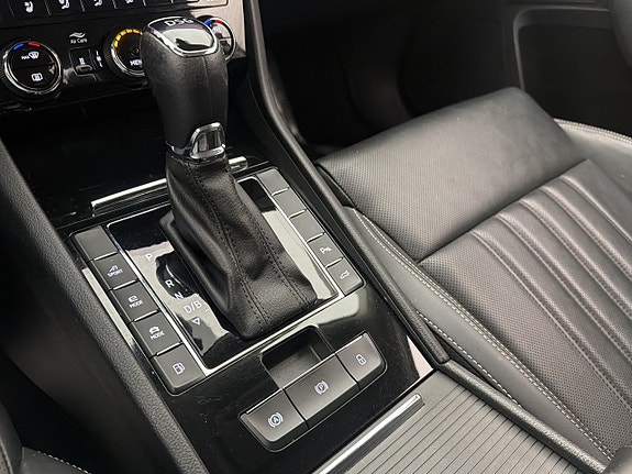 Skoda Superb 30 of 30