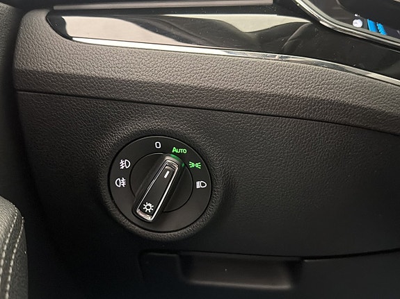 Skoda Superb 18 of 30