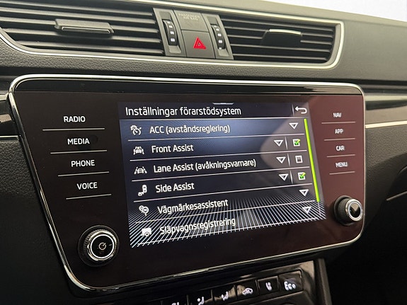 Skoda Superb 26 of 30