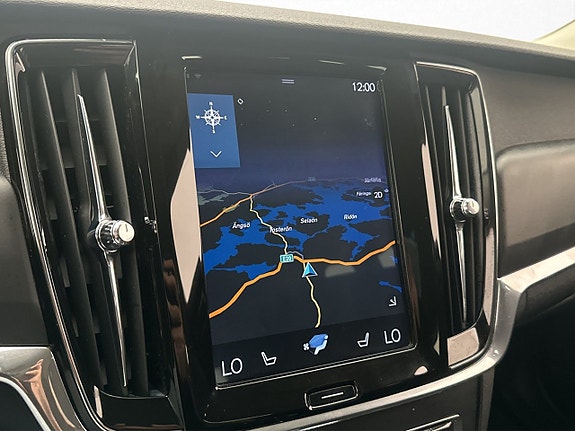 Volvo V90 21 of 30