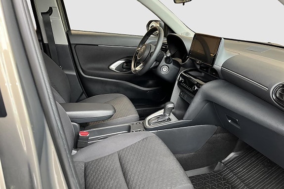 Toyota Yaris Cross 7 of 12
