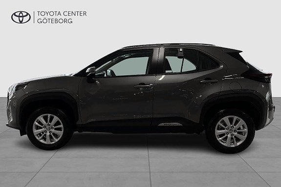 Toyota Yaris Cross 4 of 12