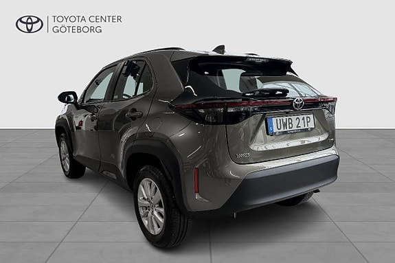 Toyota Yaris Cross 3 of 12