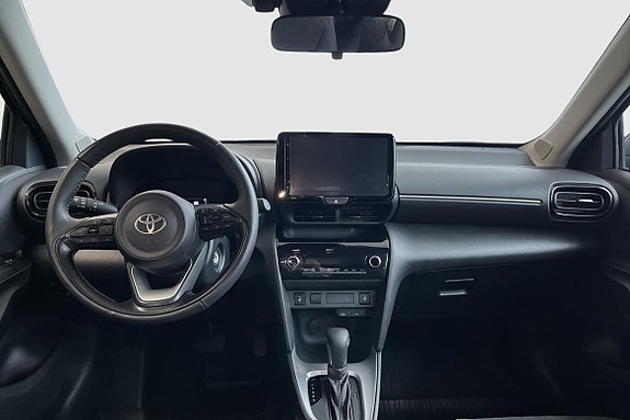 Toyota Yaris Cross 9 of 12