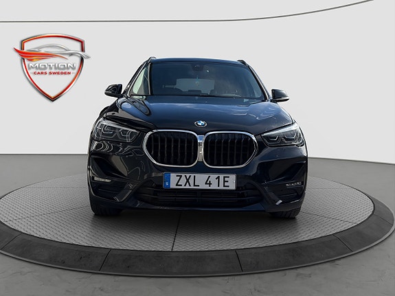 BMW X1 2 of 22