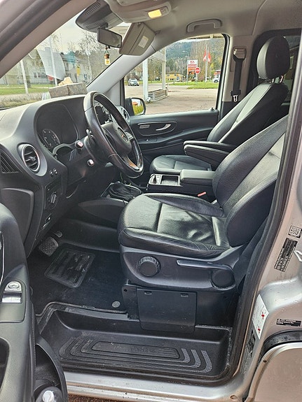 Mercedes-Benz Vito 119 11 of 11