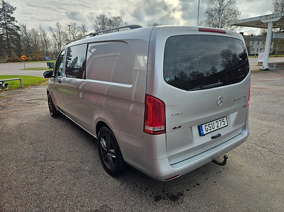 Mercedes-Benz Vito 119 2 of 11