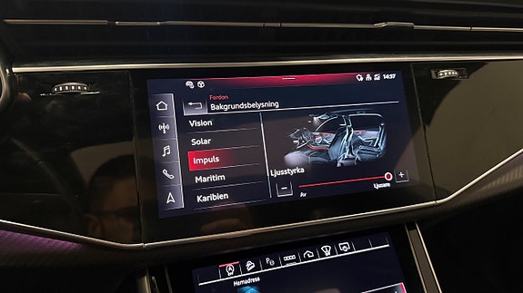Audi RS Q8 30 of 30