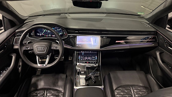 Audi RS Q8 17 of 30