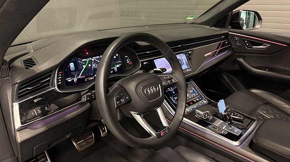Audi RS Q8 15 of 30